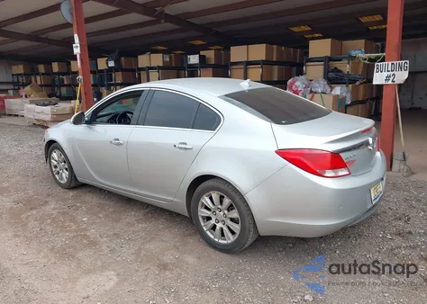 2013 Buick Regal Premium 1 z USA, uszkodzony, nr VIN 2G4GS5ER1D9131118